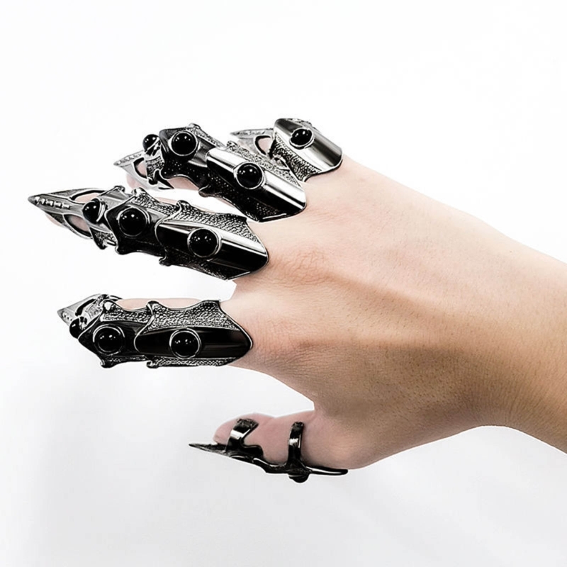 Unique Tech Accessories Gifts - Artiglio per dito in metallo nero